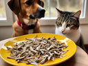 Pet food (dried fish)